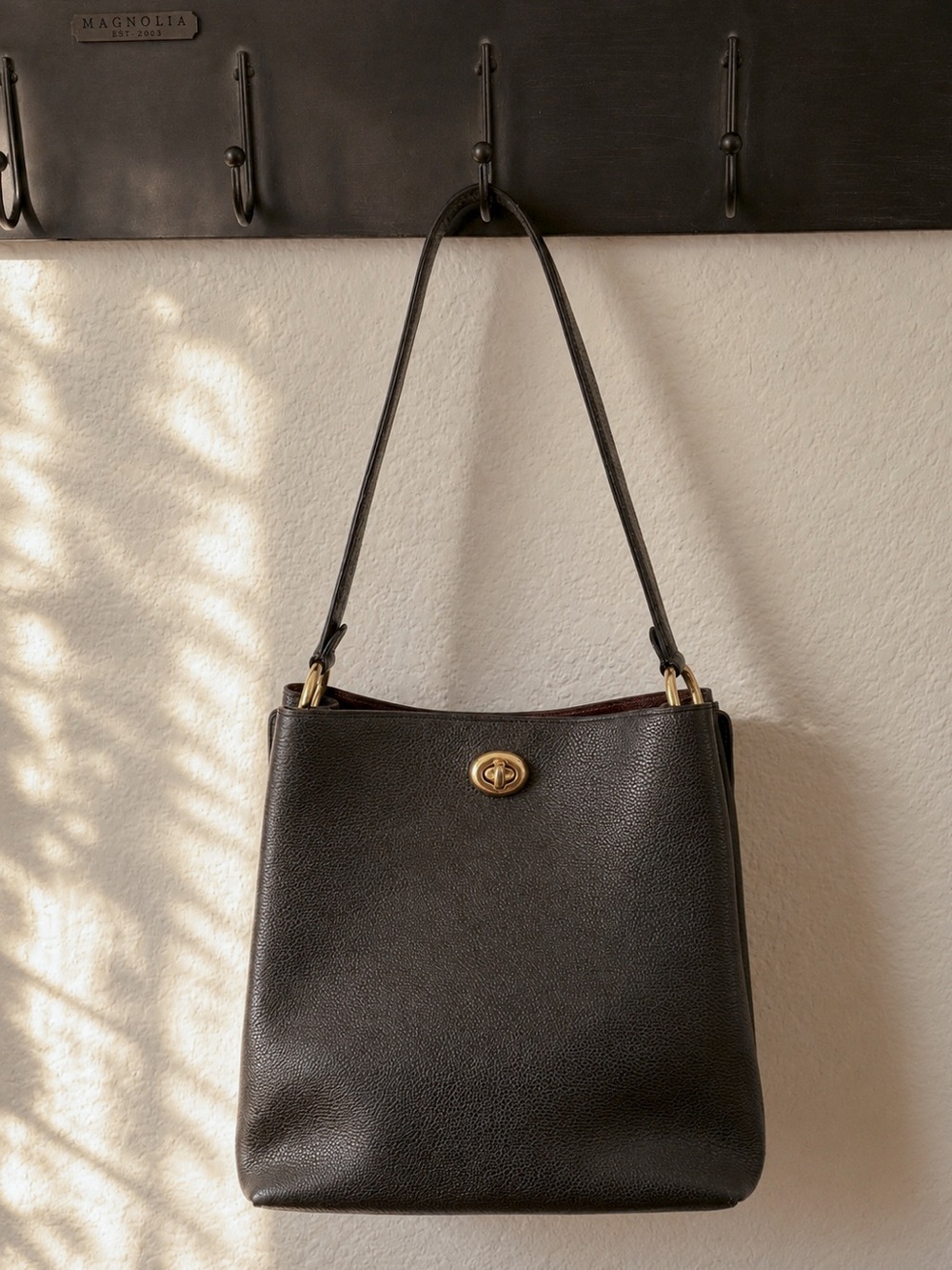 Coach Charlie Bucket Bag 55200 Black Pebbled Leather Gold Turn Lock Purse